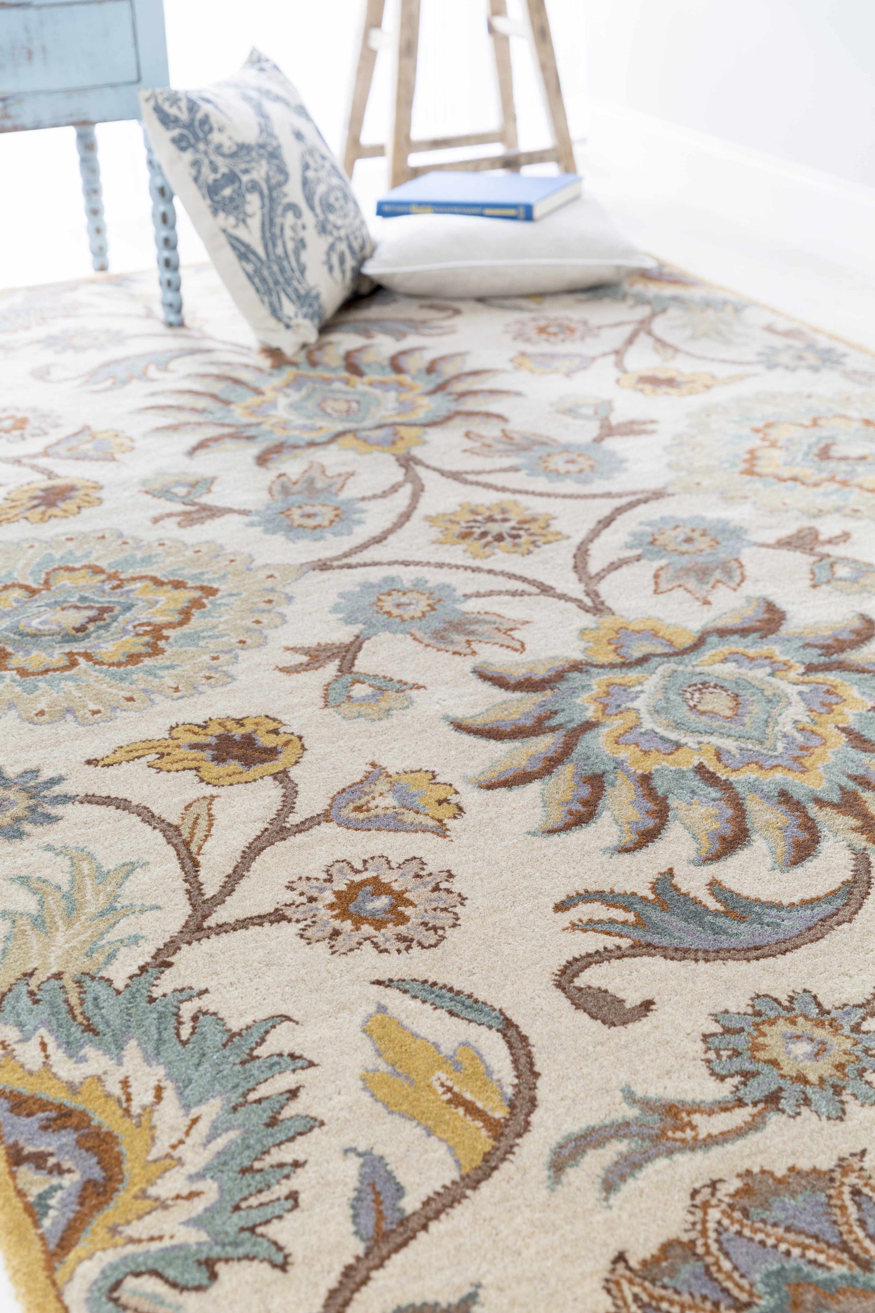 Conesus Hand Tufted Tan 1012 Area Rug - Ornate Home