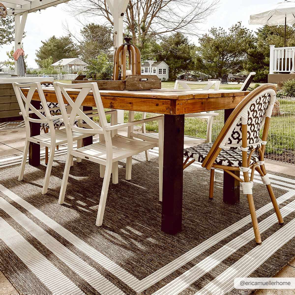 Coonamble Bordered Antrasit Outdoor Rug - Ornate Home