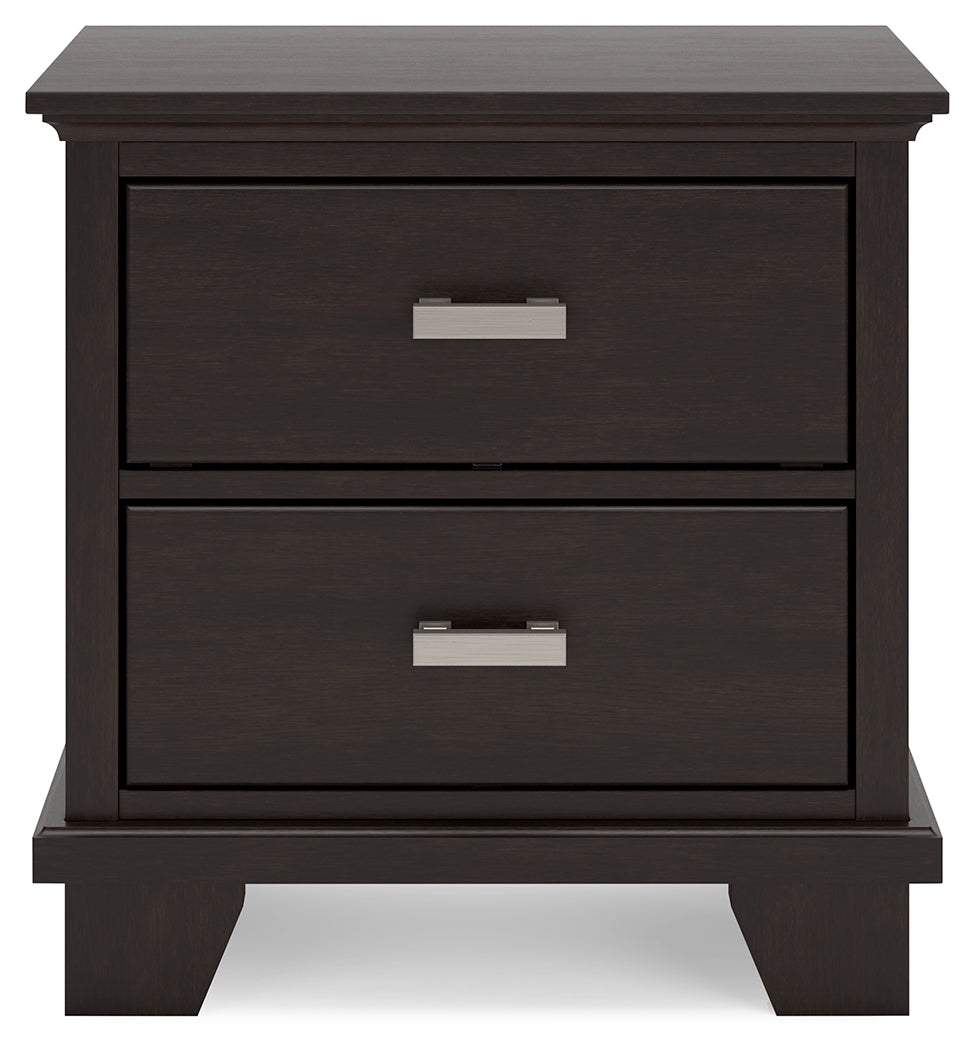 Covetown Dark Brown Queen Panel Bedroom Set with Nightstand (Online Special Price) - Ornate Home