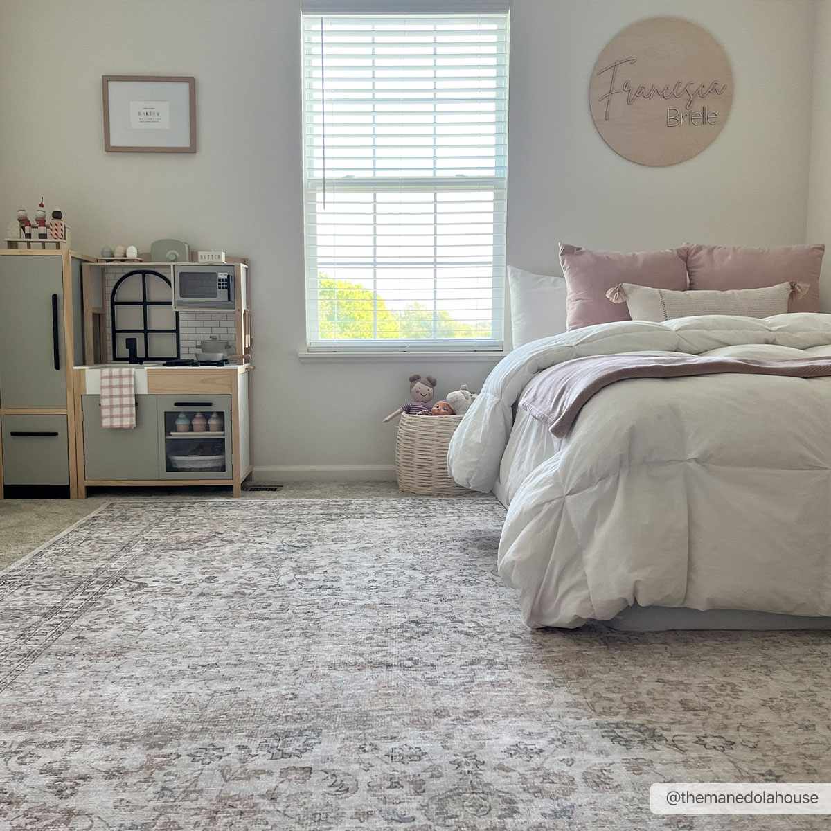 Cream Holi-2301 Washable Area Rug - Ornate Home