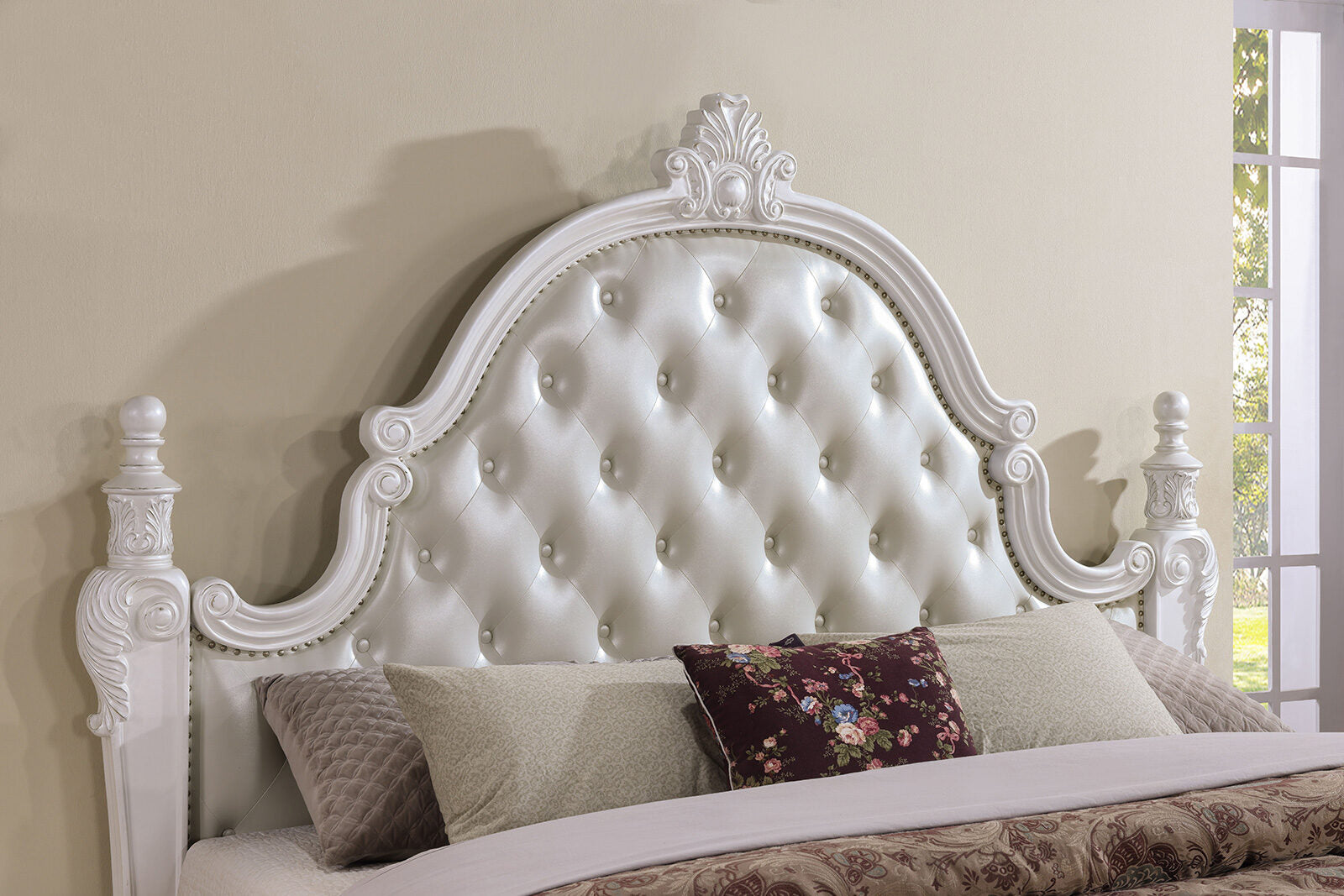 Cremona White E.King Leatherette Bed - Ornate Home