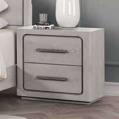 Crowthorne White Oak Queen 4 Piece Bedroom Set - Ornate Home