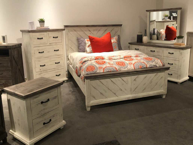 Cruz Queen Bedroom - Ornate Home