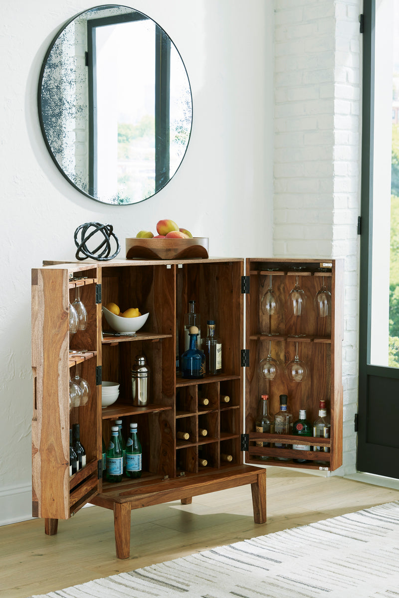Dressonni Brown Bar Cabinet - Ornate Home