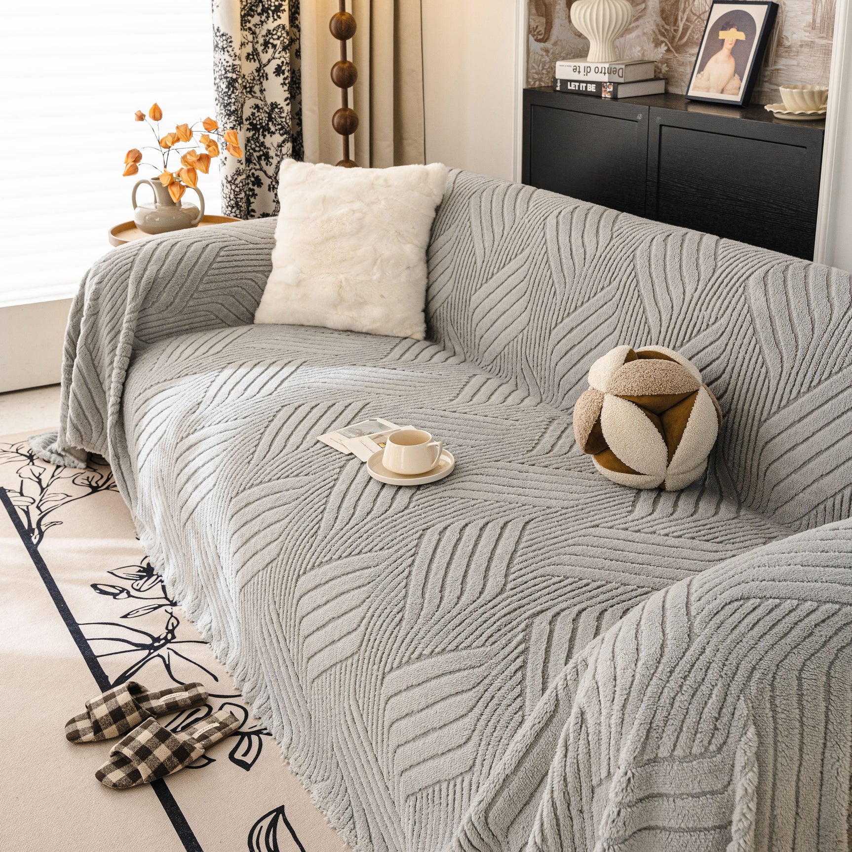 Plush Fleece Washable Sofa Throw Blanket, Soft & Cozy Furniture Protector for Couch