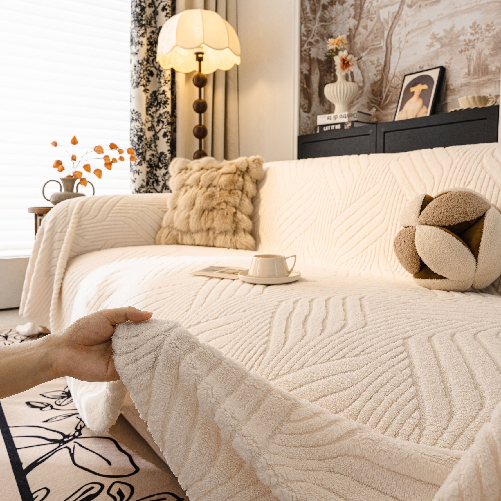 Plush Fleece Washable Sofa Throw Blanket, Soft & Cozy Furniture Protector for Couch