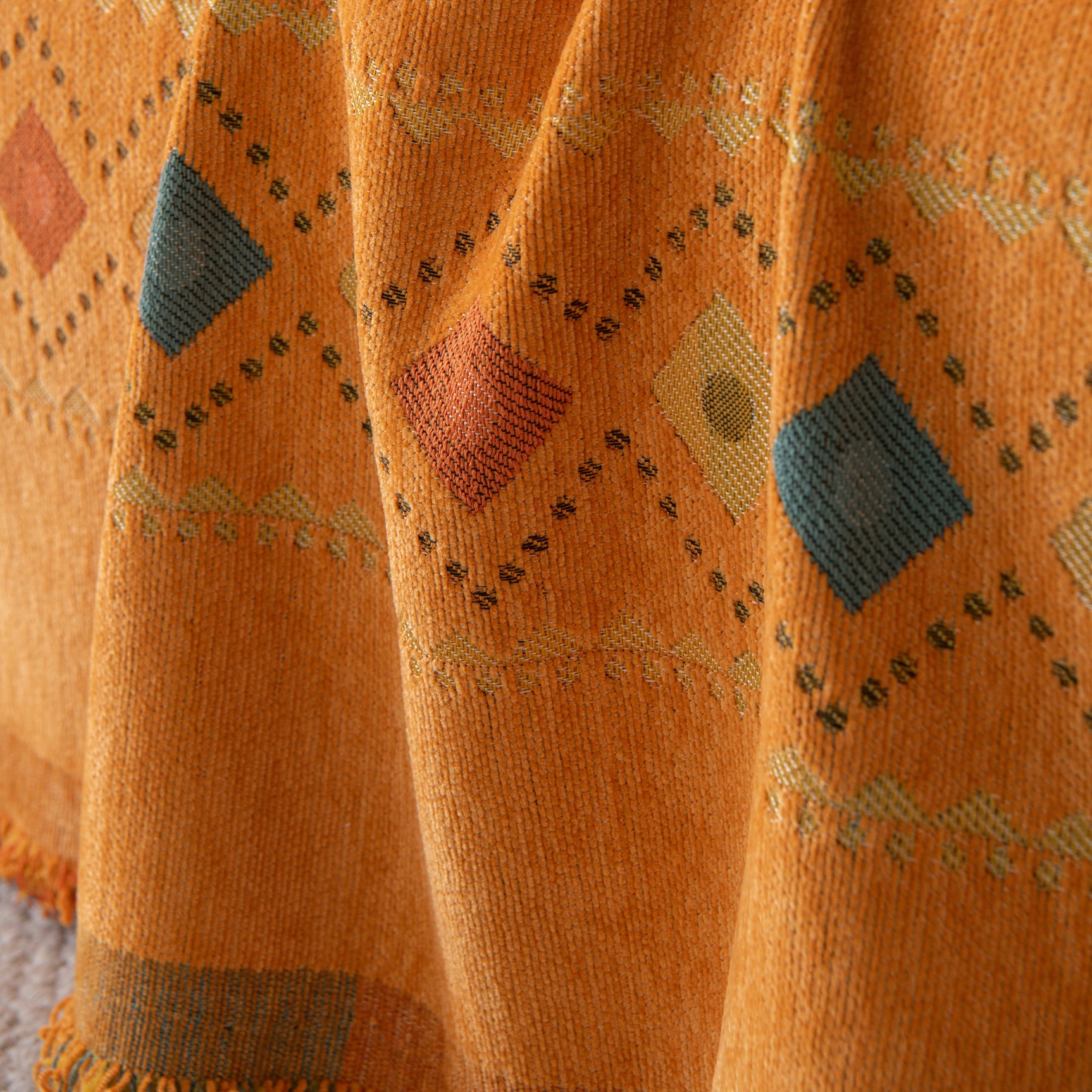 Bohemian Geometric Sofa Throw Cover, Cozy & Protective Ethnic-Inspired Couch Cover