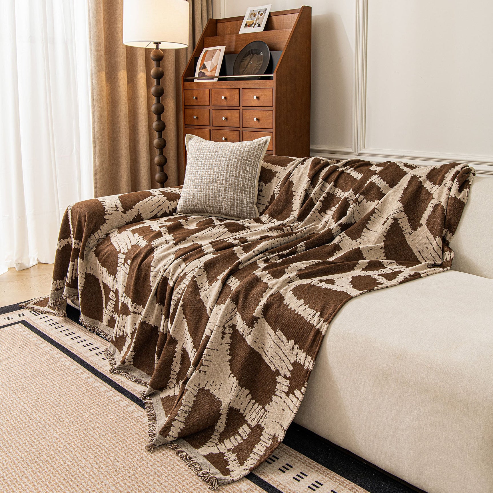 Modern Chenille Bold Abstract Pattern Sofa Cover, Artistic Decorative Furniture Cover