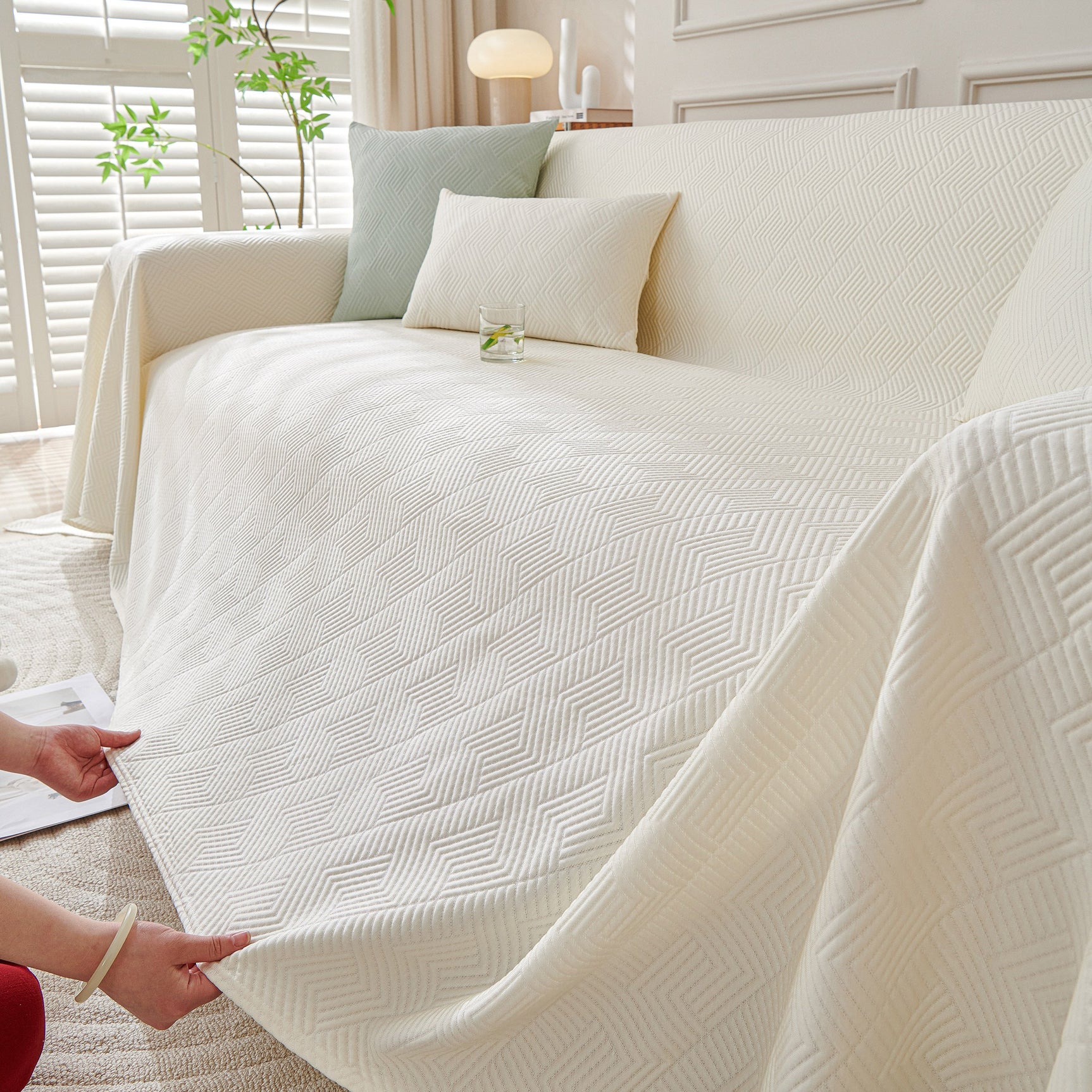 Cooling Scratch Proof Large Sofa Throw Cover, Geometric Texture Couch Protector