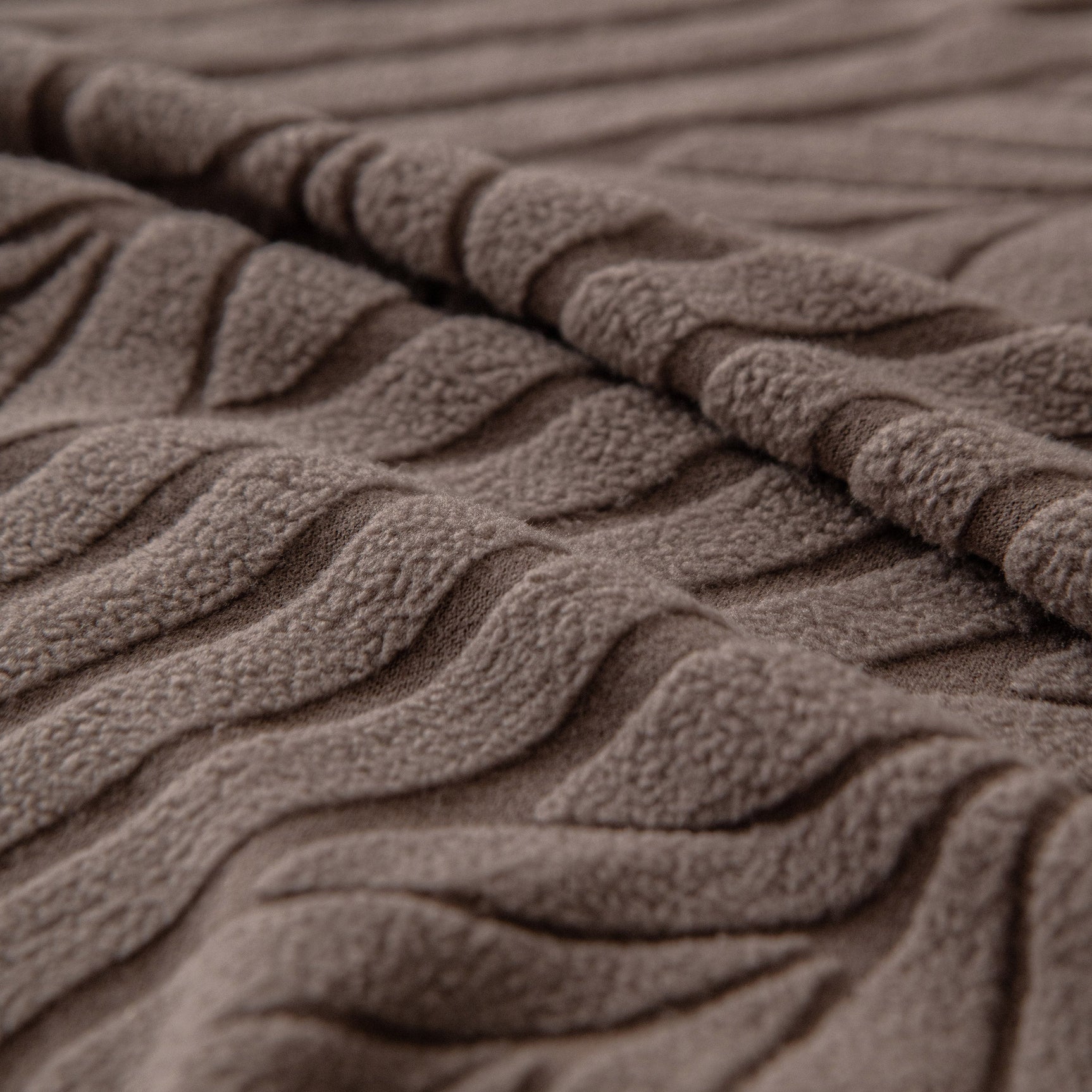 Plush Fleece Sofa Slipcover with 3D Wheat Pattern, Cozy High-Stretch Couch Cover