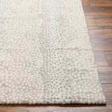 Daiva Luxe Rug - Ornate Home
