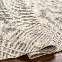 Dama Wool Rug with Tassels - Clearance - Ornate Home