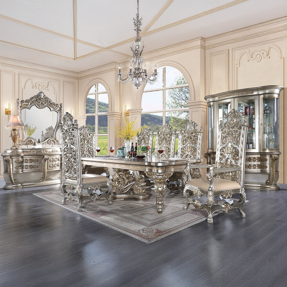 Danae Curio - Ornate Home