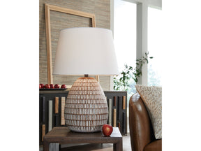 Darrich Beige/White 2-Piece Lamp Set (Online Special Price) - Ornate Home