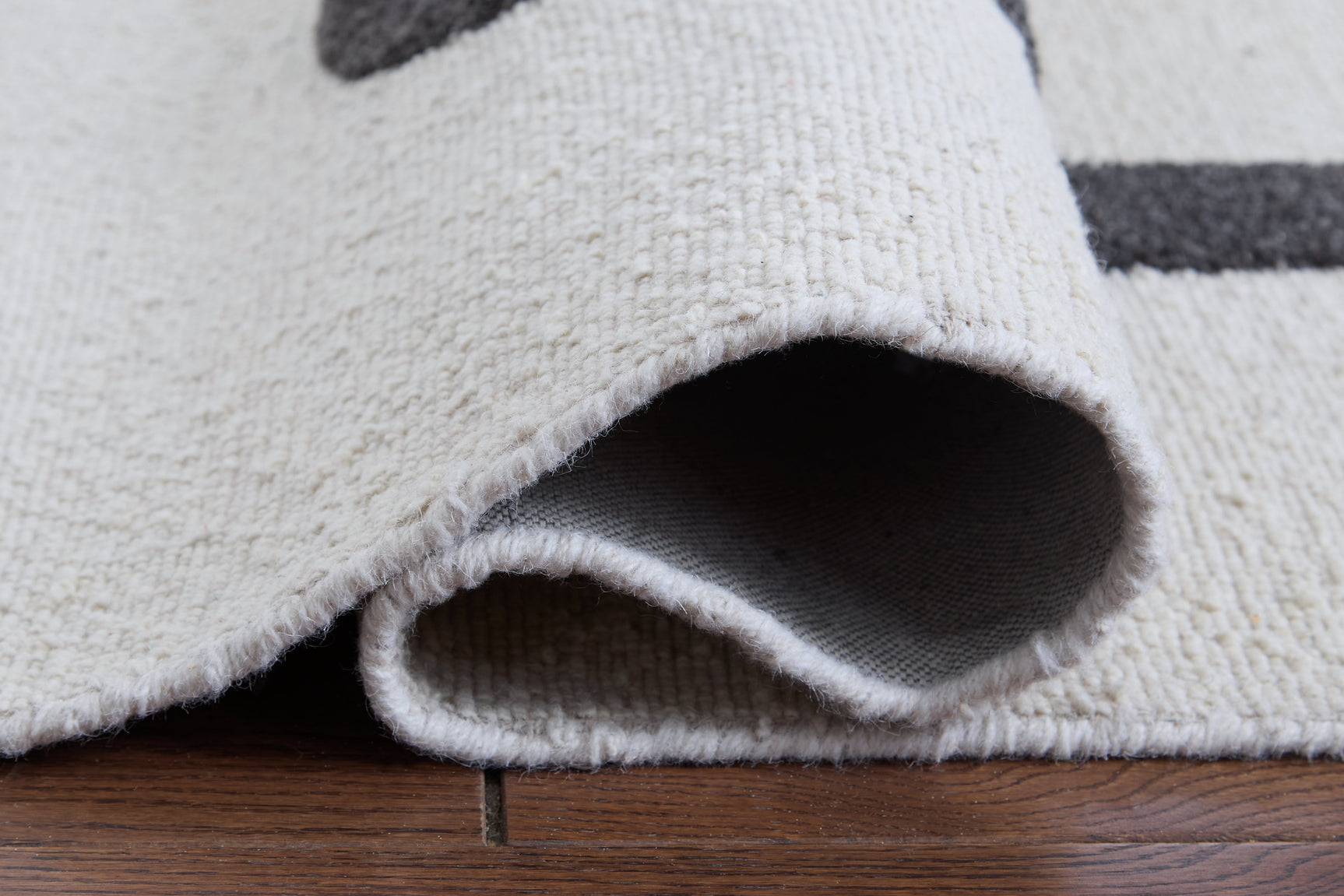 Davismour Ivory/Taupe/Charcoal Medium Rug (Online Special Price) - Ornate Home