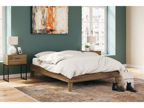 Deanlow Honey Full Platform Bed (Online Special Price) - Ornate Home