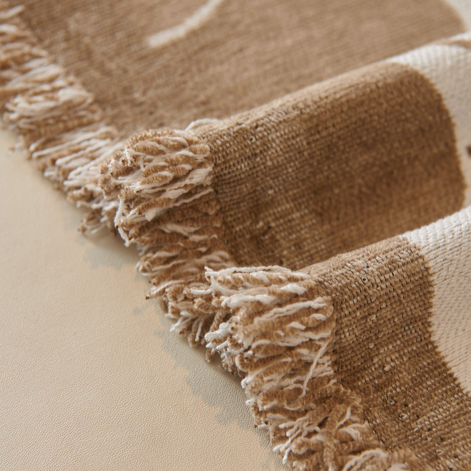 Decorative Throw Blankets for Sofa, Oversized Pretty Floral Throws for Sofas - Ornate Home