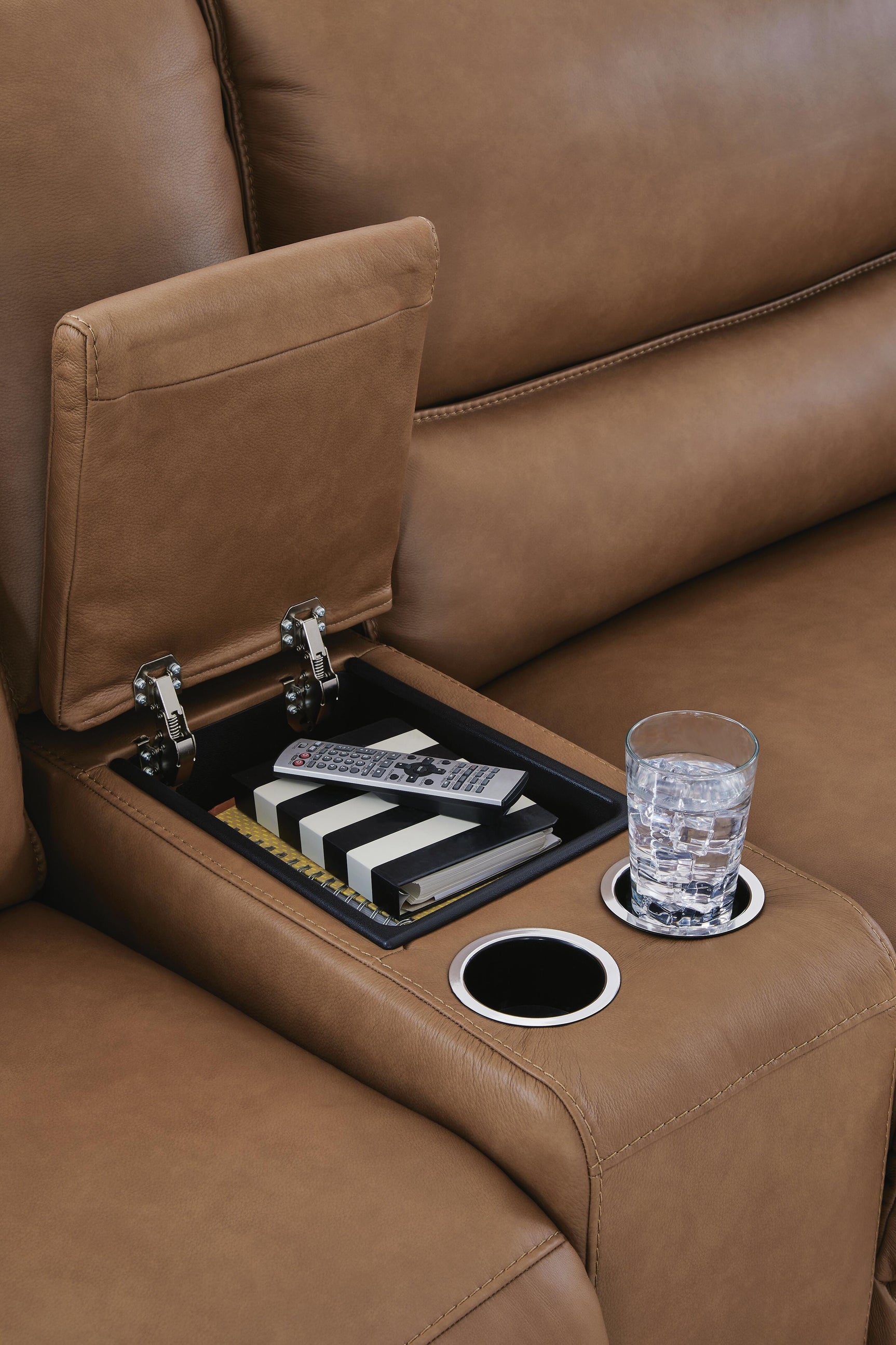DeepWakes Caramel 5-Piece Power Reclining Sectional