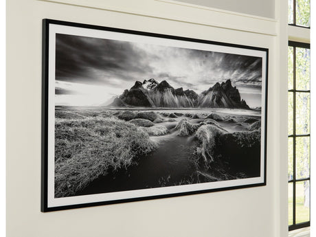 Delstone Black/White Wall Art - Ornate Home