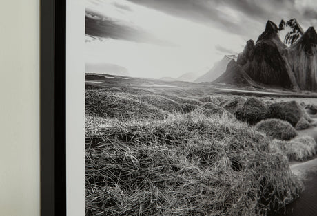 Delstone Black/White Wall Art - Ornate Home