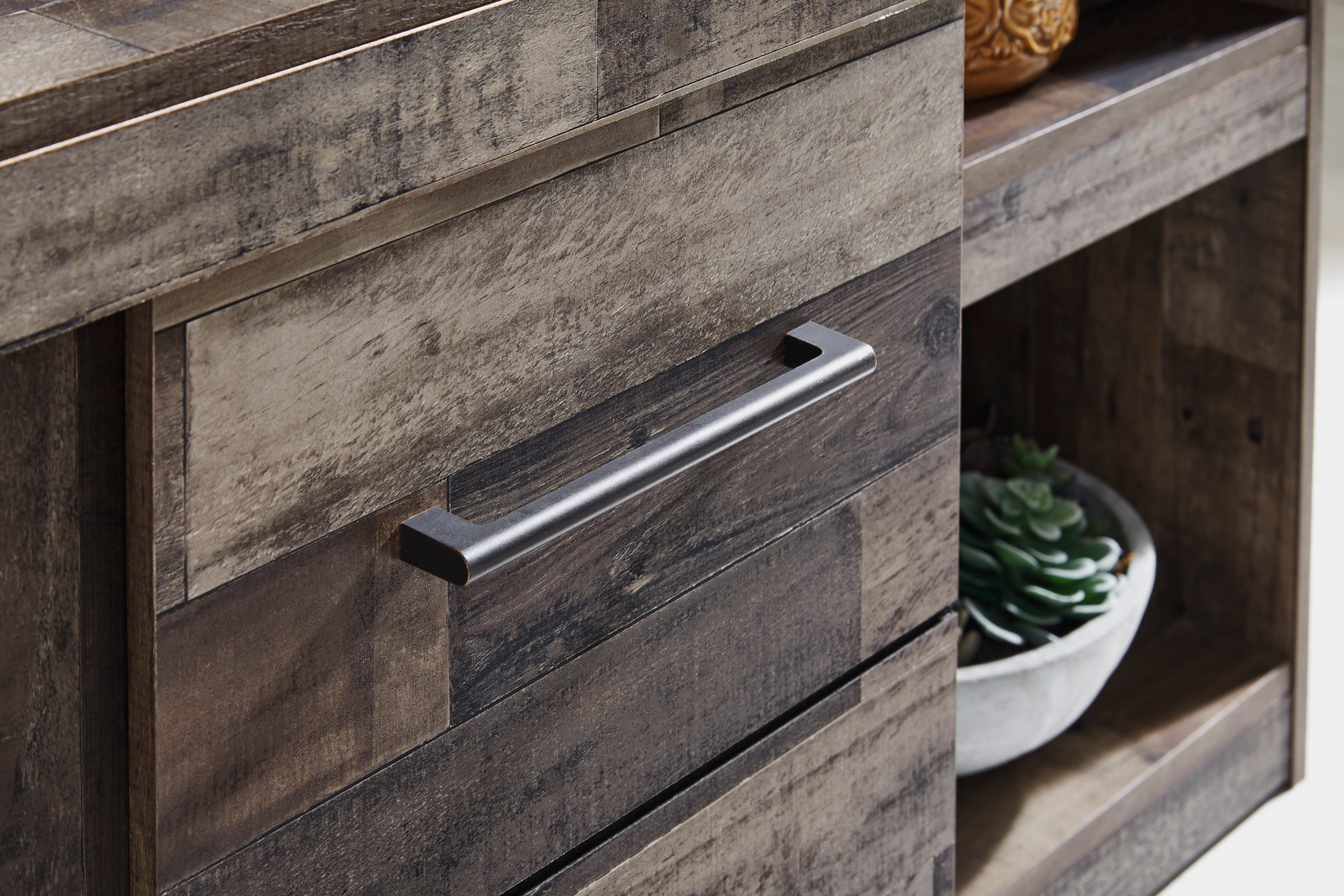 Derekson 60" TV Stand - Ornate Home