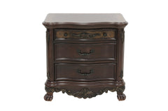 Deryn Park Cherry 4-piece Queen Traditional Bedroom Set - Ornate Home