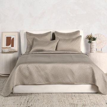 Diamond Pebble Quilt Collection - Ornate Home