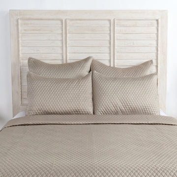 Diamond Pebble Quilt Collection - Ornate Home