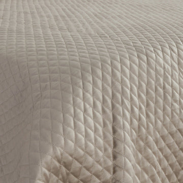 Diamond Pebble Quilt Collection - Ornate Home