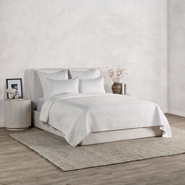 Diamond White Quilt Collection - Ornate Home