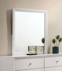 Dortmund White 5 Pc. Queen Bedroom Set w/ Chest - Ornate Home