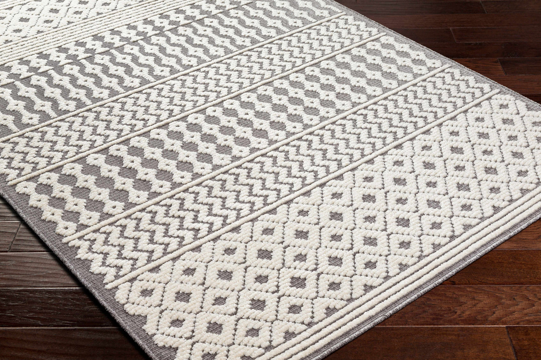 Drago Gray 3D Area Rug - Clearance - Ornate Home