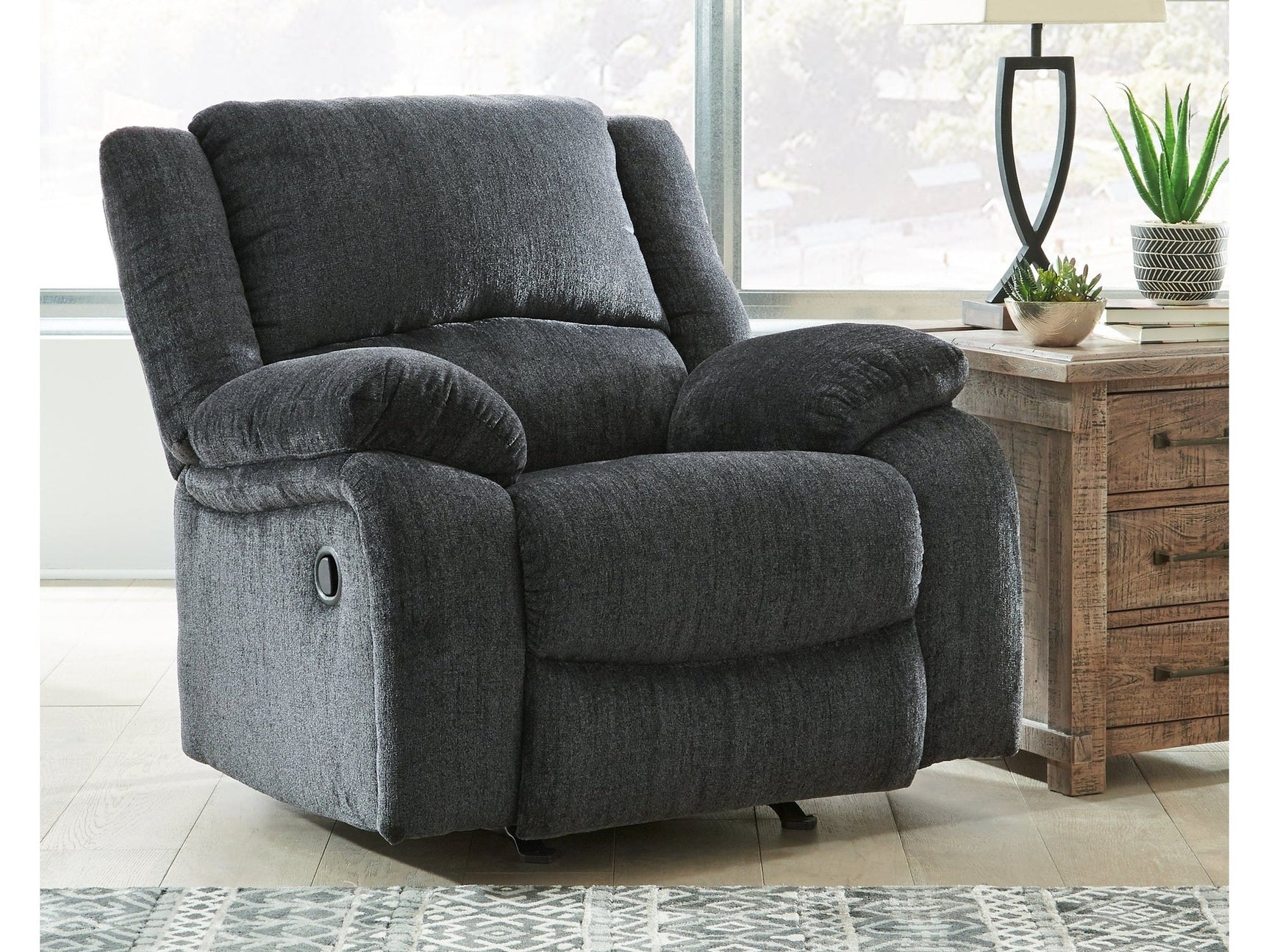 Draycoll Manual Recliner - Ornate Home