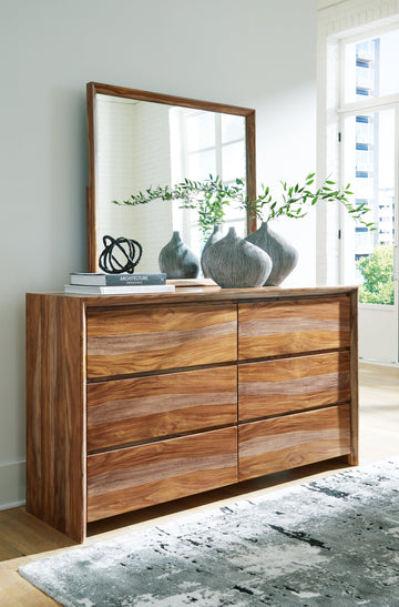 Dressonni King Panel Bedroom Set with Dresser and Mirror - Ornate Home