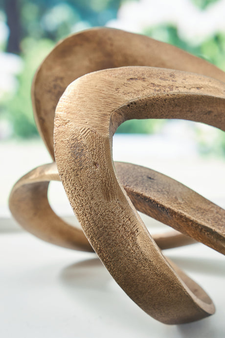 Dunnruck Brass Sculpture - Ornate Home