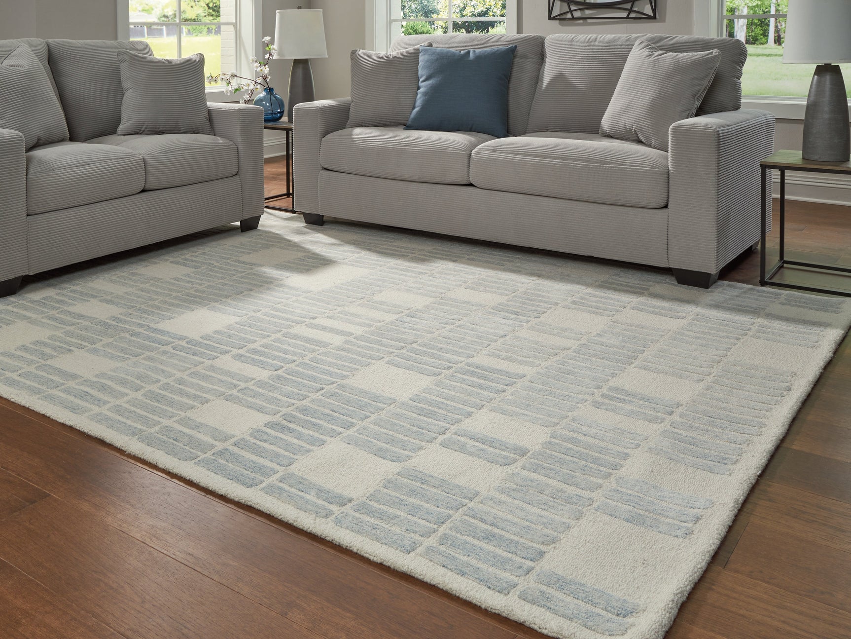 Dylanton Ivory/Blue Large Rug (Online Special Price) - Ornate Home
