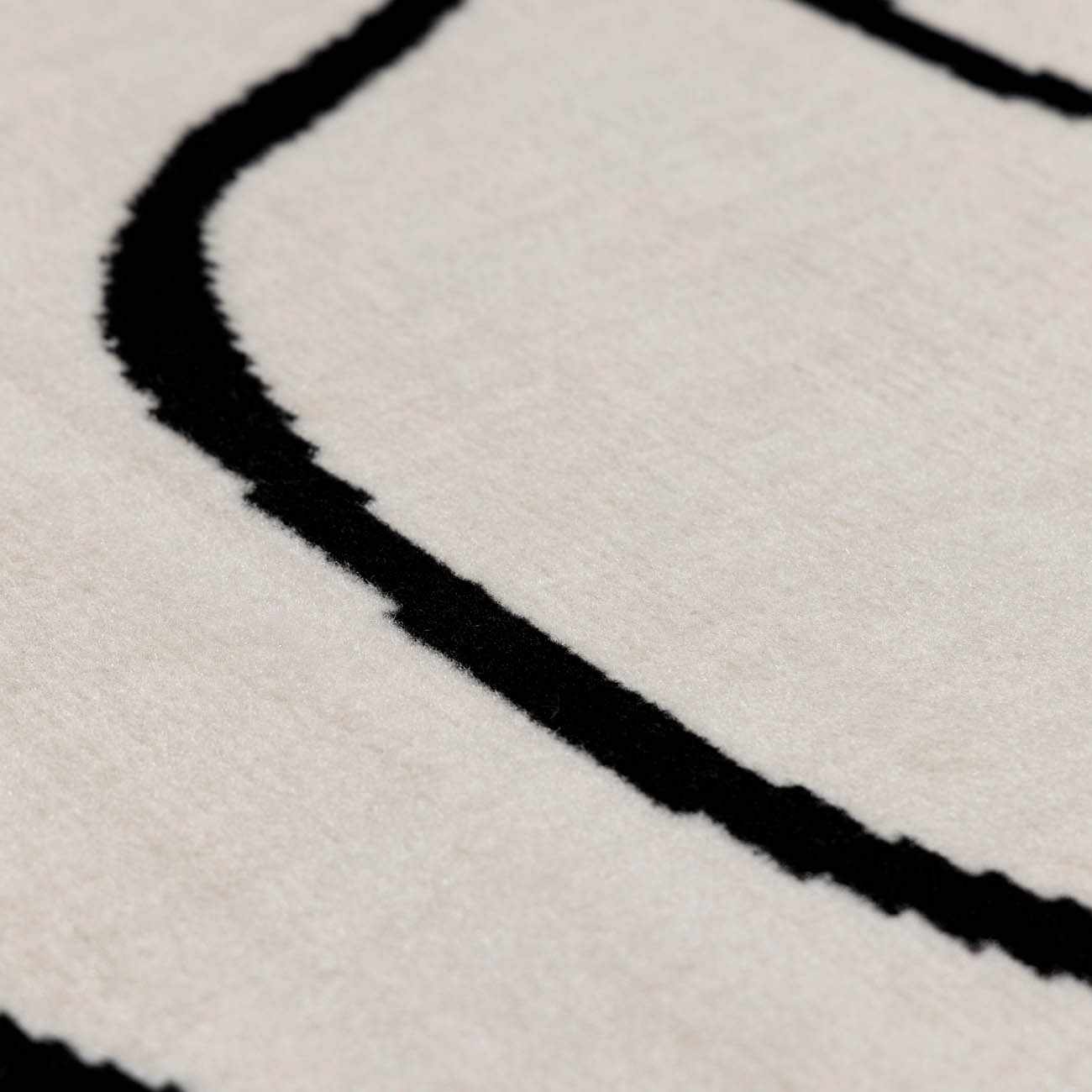 Eilir Modern Low Profile Boho Rug - Ornate Home