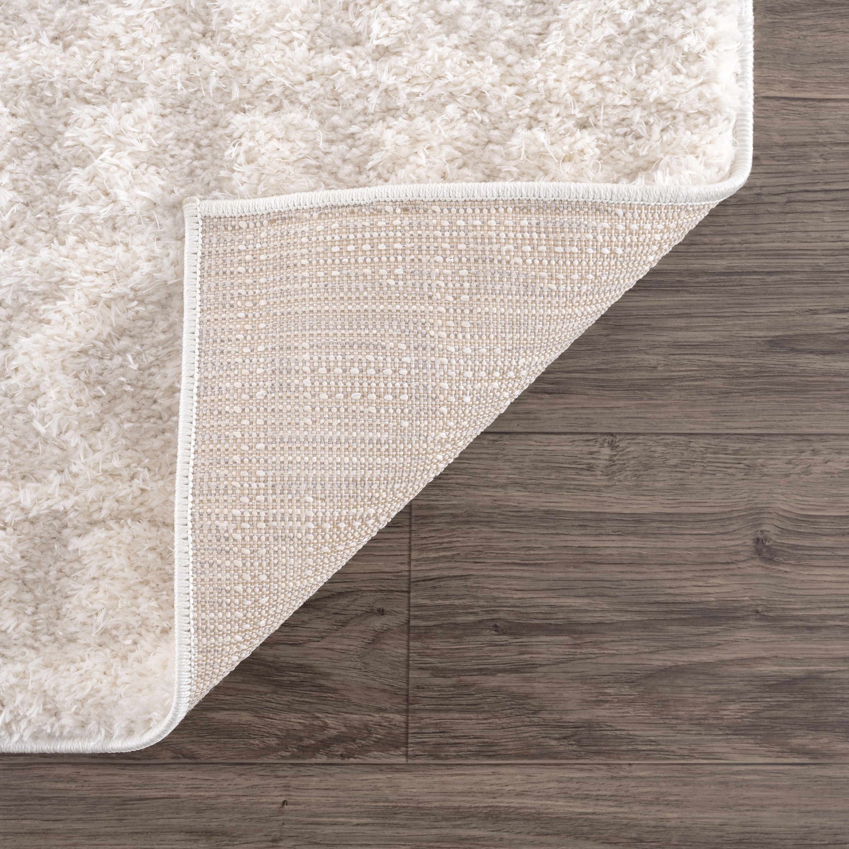Eivin Cream Diamonds Plush Rug - Ornate Home