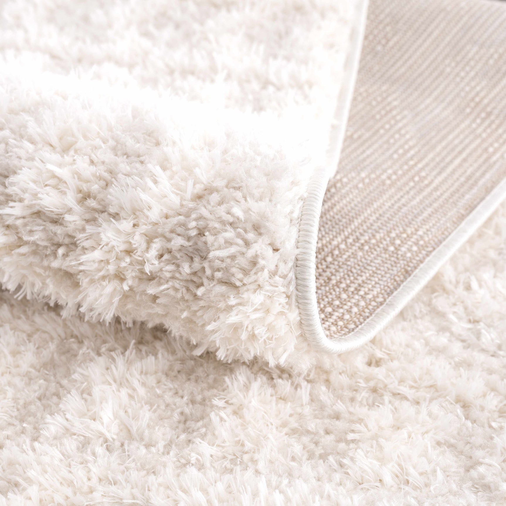 Eivin Cream Diamonds Plush Rug - Ornate Home