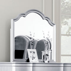 Eleanora Silver Queen 5 Piece Bedroom Set w/Chest - Ornate Home