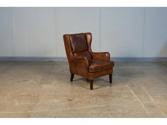 Elite Wing Brown Lounge Chair - Ornate Home