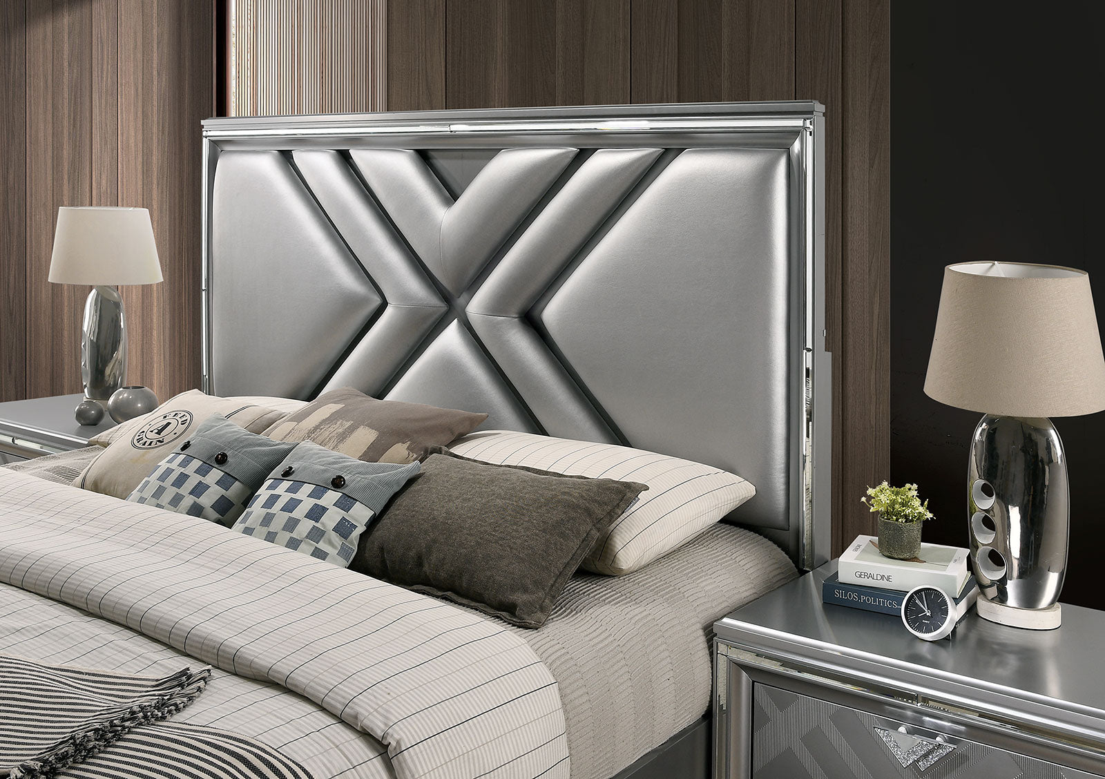 Emmeline Silver 4 Pc. Queen Bedroom Set - Ornate Home