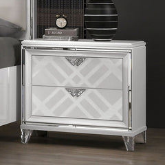 Emmeline White 5 Pc Queen Bedroom Set - Ornate Home