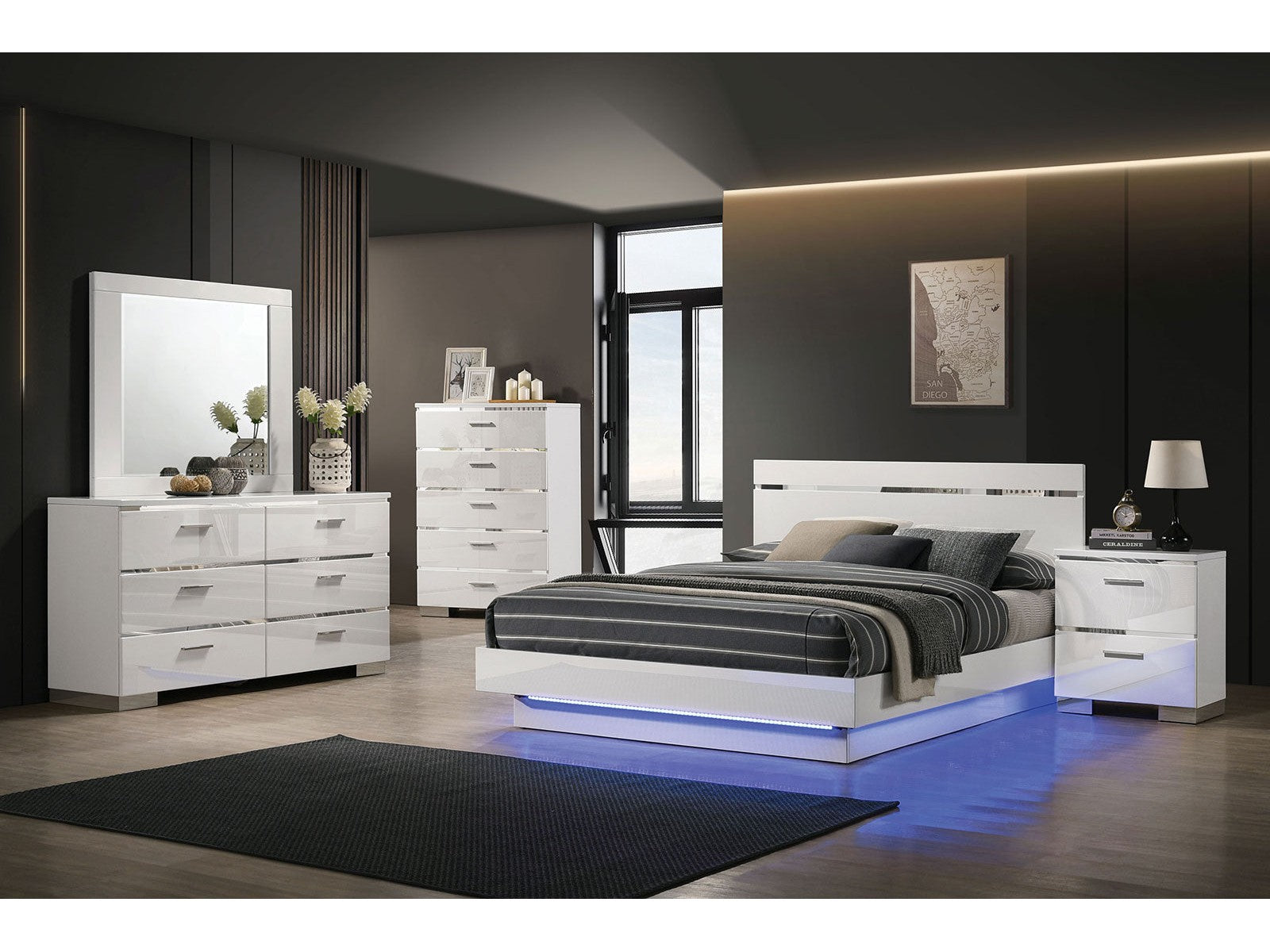 Erlach White/Chrome 4 Pc. Queen Bedroom Set - Ornate Home