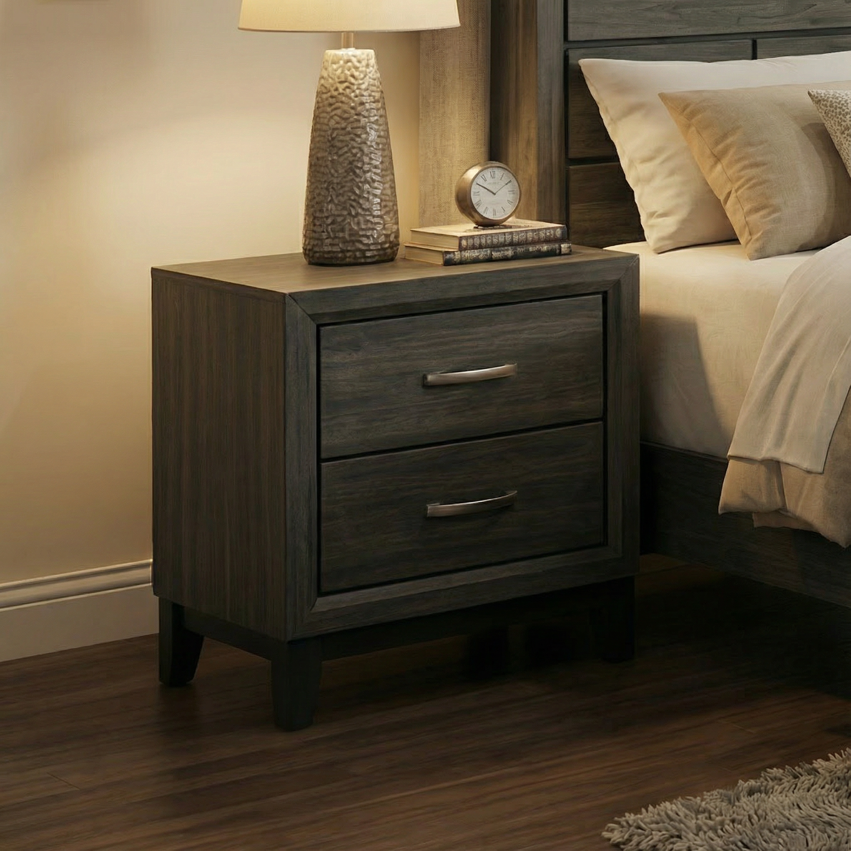 Errico Gray 4 Pc. Queen Bedroom Set - Ornate Home