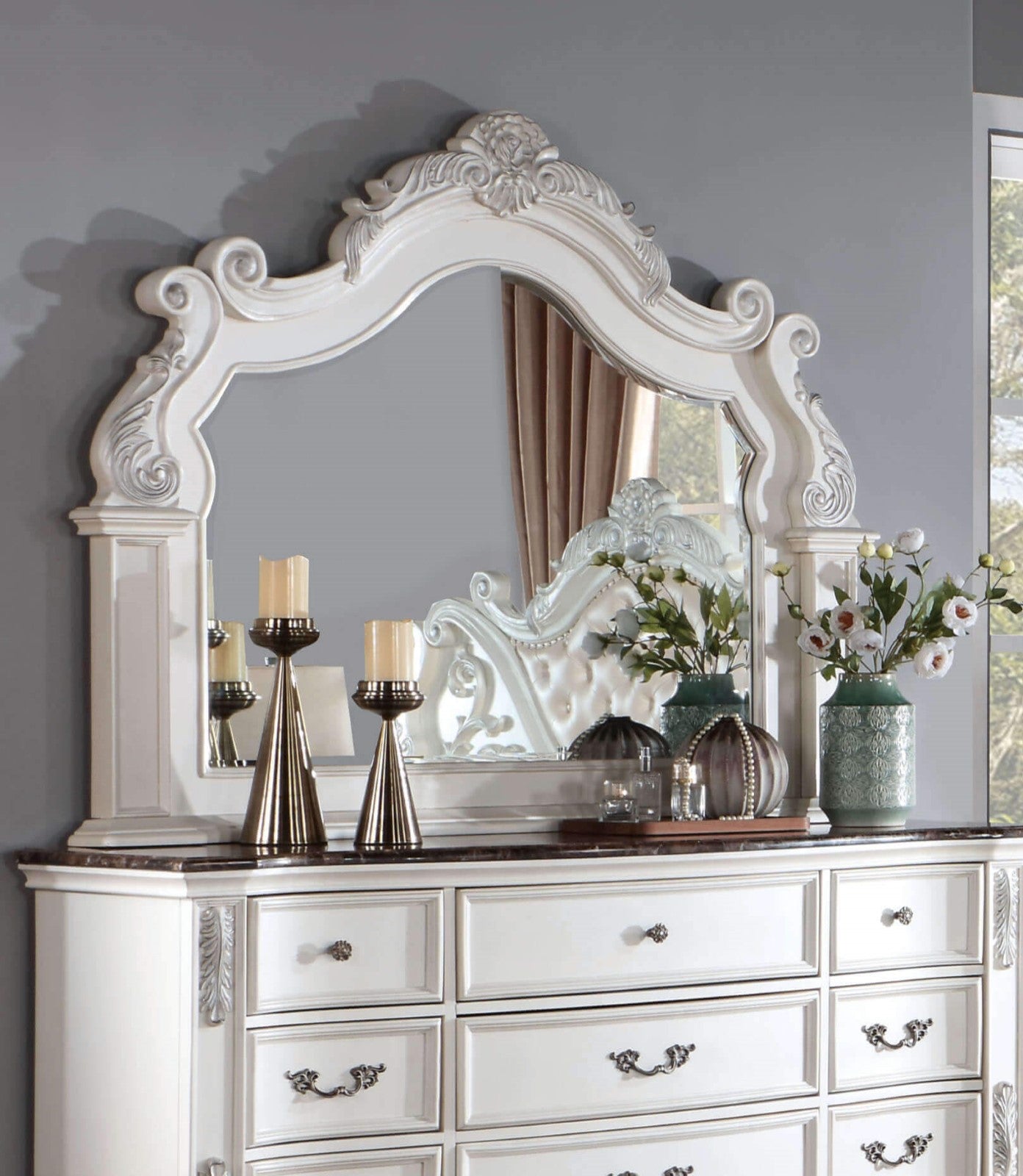 Esparanza Pearl White 5 Pc. Queen Bedroom Set w/ 2NS - Ornate Home
