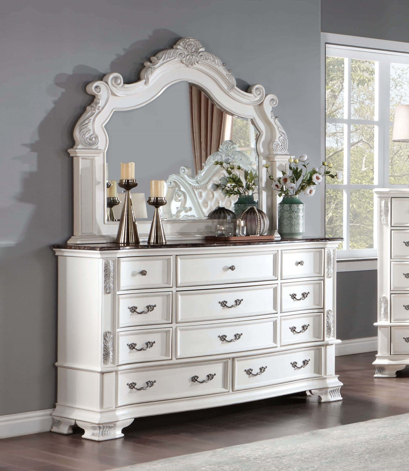 Esparanza Pearl White 5 Pc. Queen Bedroom Set w/ Chest - Ornate Home