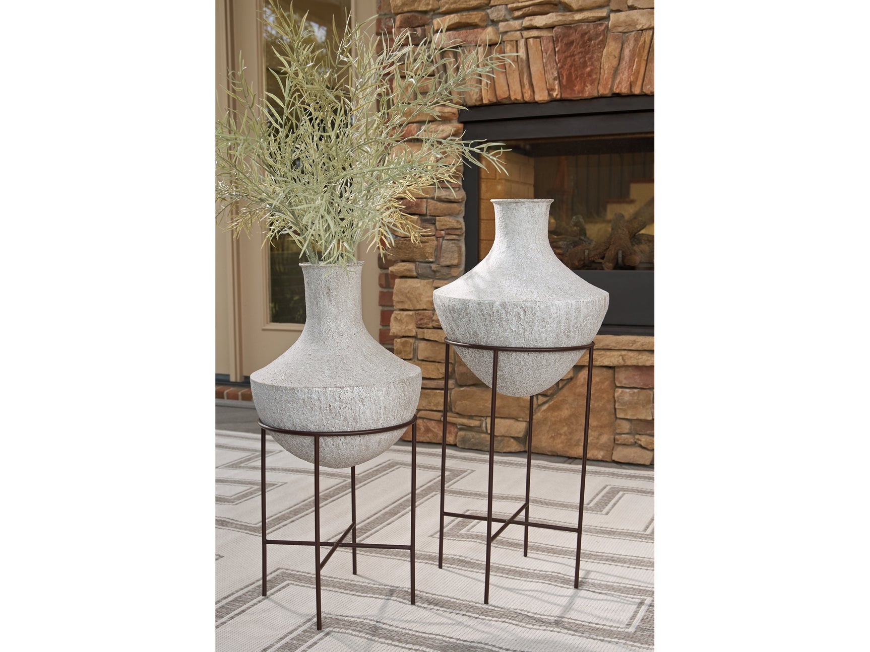 Estonbank Distressed Cream Vase Set - A2000748A1 - Ornate Home