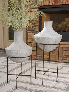 Estonbank Distressed Cream Vase Set - A2000748A1 - Ornate Home