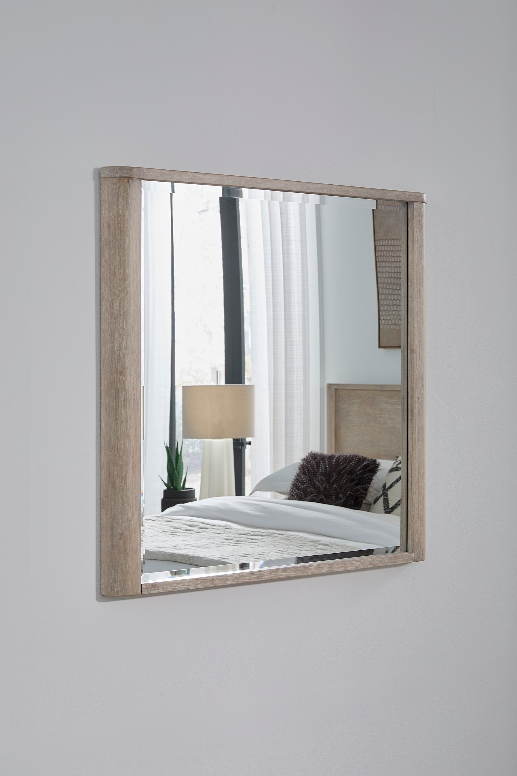 Evelyn Saltwood Dresser Mirror - Ornate Home